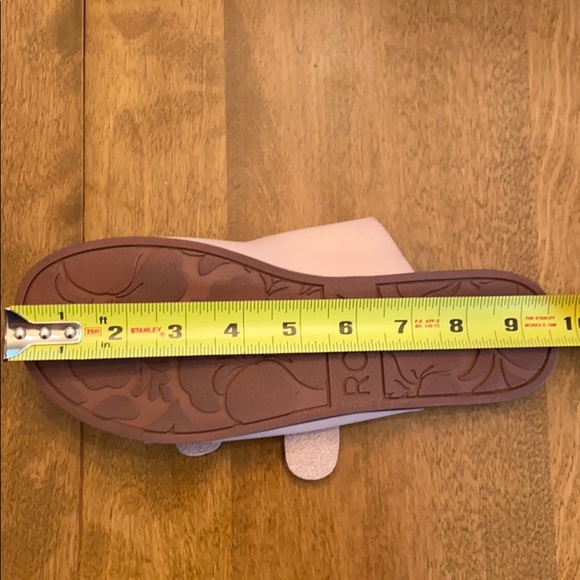 Roxy Neena Sandals with Buckle in Blush Tan Size 7 - Picture 9 of 9